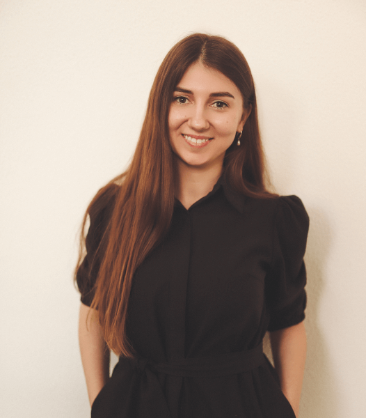 Viktoria, Vue / React Developer